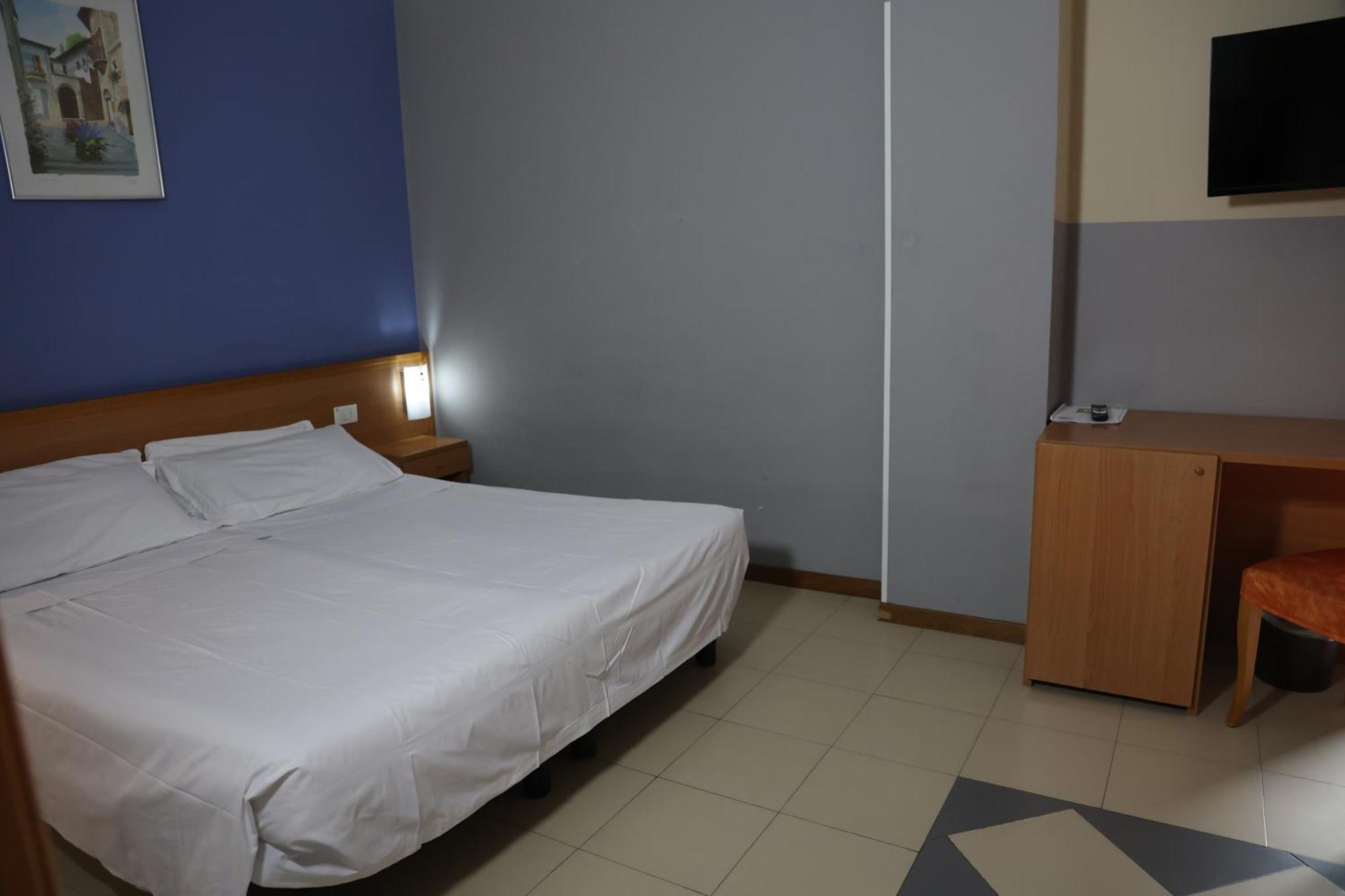 Hotel Garda Affi Exterior foto